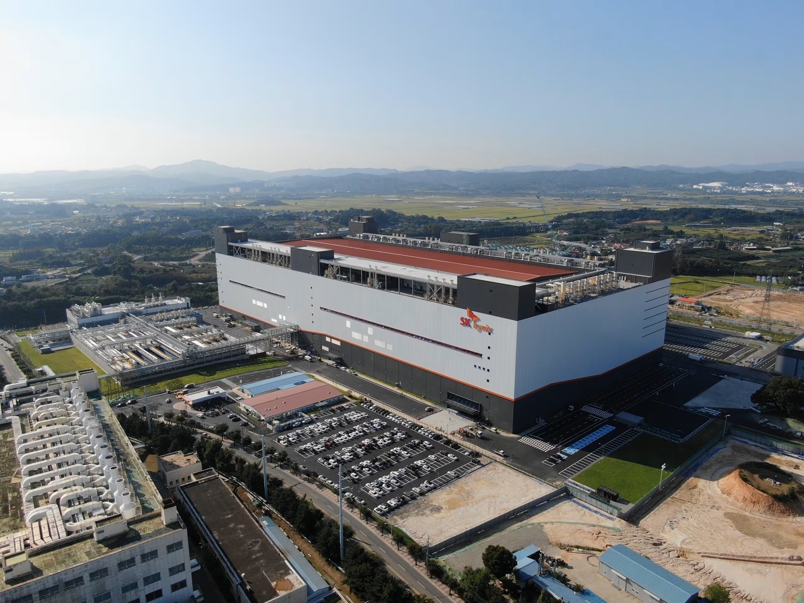 DRAM增产缓慢 内存产品面临持续供应短缺