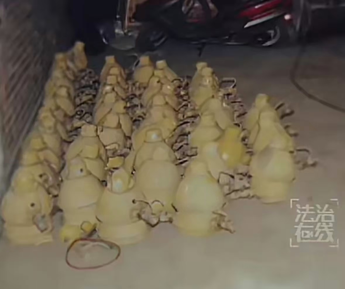 男子盗卖太原机场114盏引航灯:潜逃23年后落网