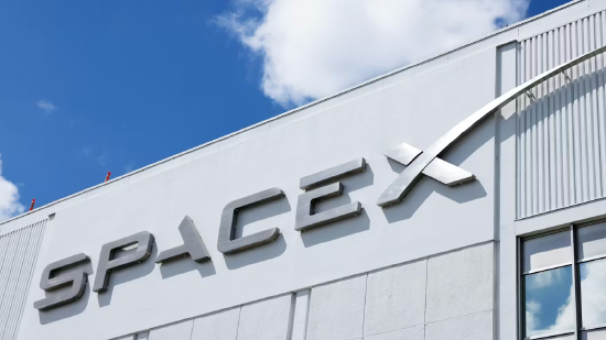 马斯克传记作者艾萨克森:特斯拉与SpaceX终将合并