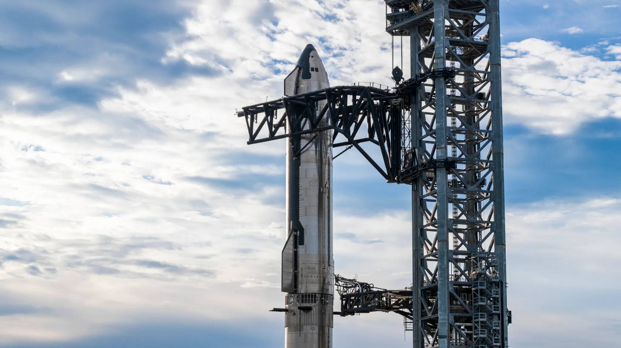 Google与 SpaceX 商议在轨道部署数据中心