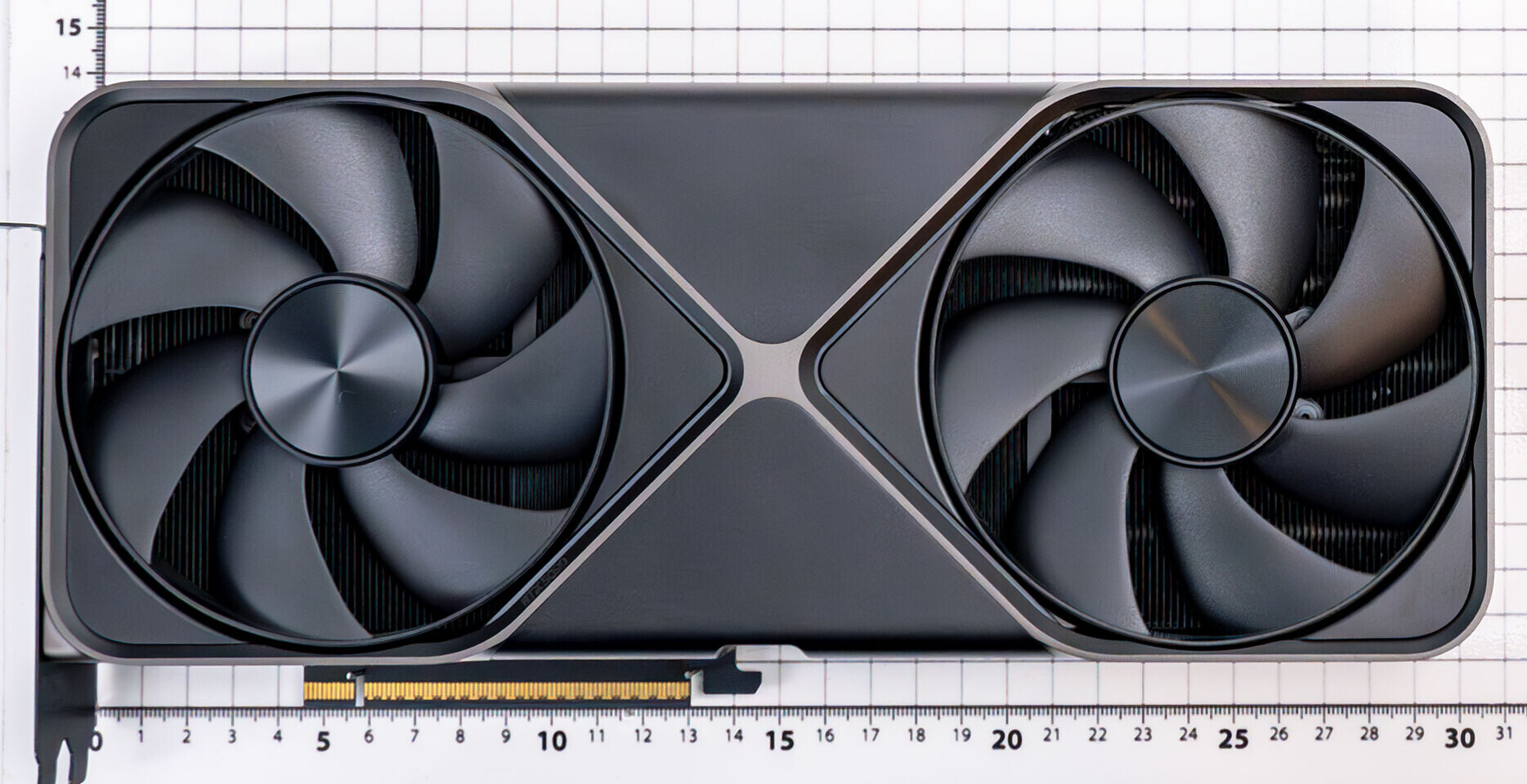 GDDR7成本上涨压力传导至整机市场 英伟达或上调RTX 5090价格