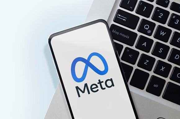 Meta裁员约8000人 占员工总数一成