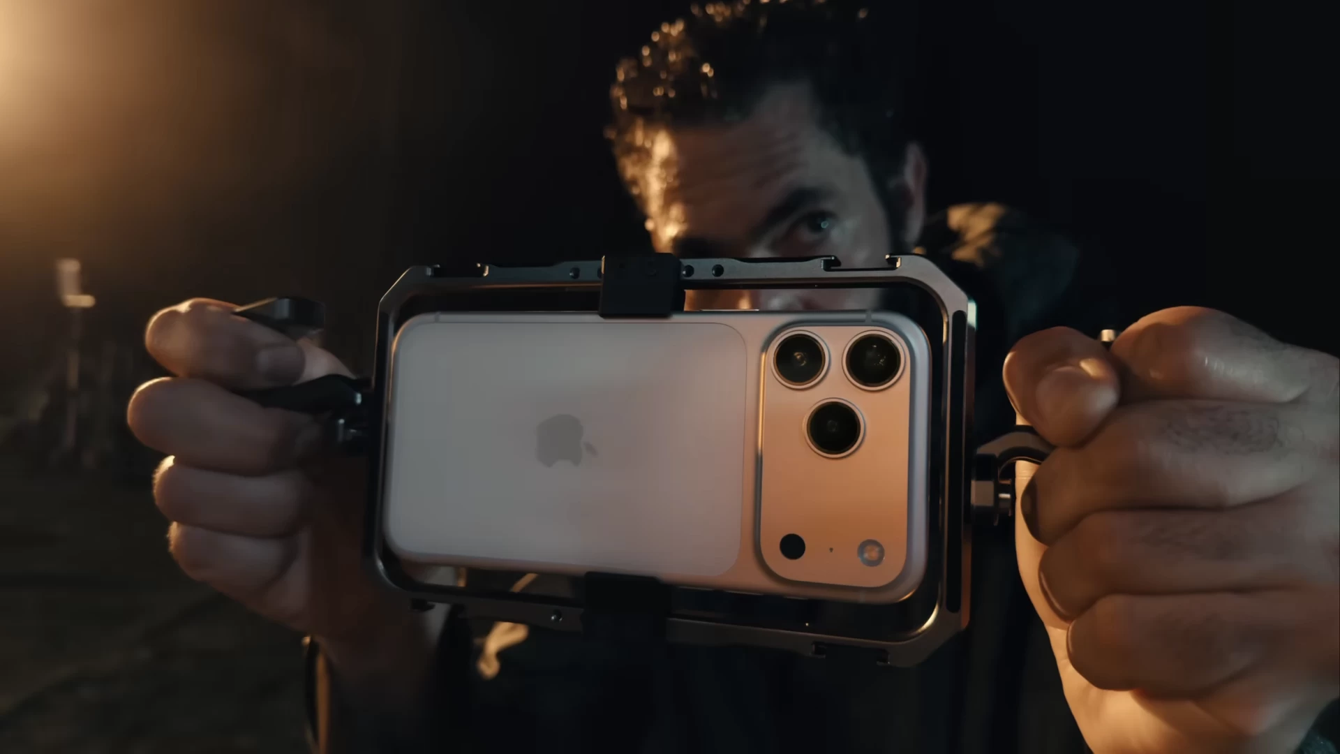 iPhone 18 Pro 或因可变光圈镜头成本大增而再涨价