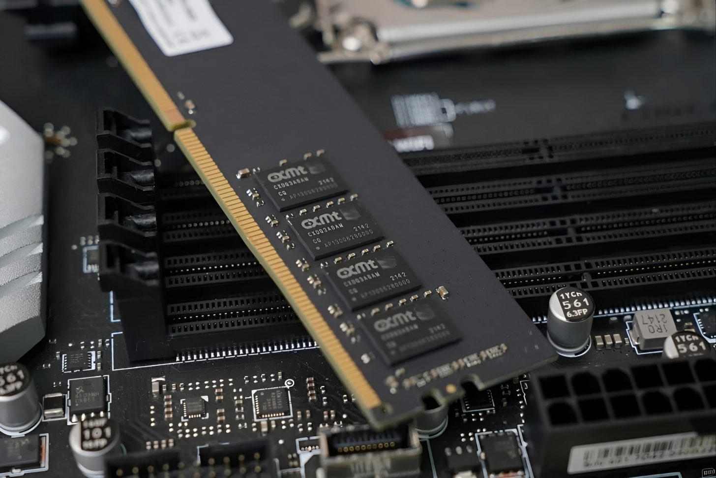 “廉价”只是传闻 长鑫DDR5内存价格与三星、SK海力士、镁光大致持平