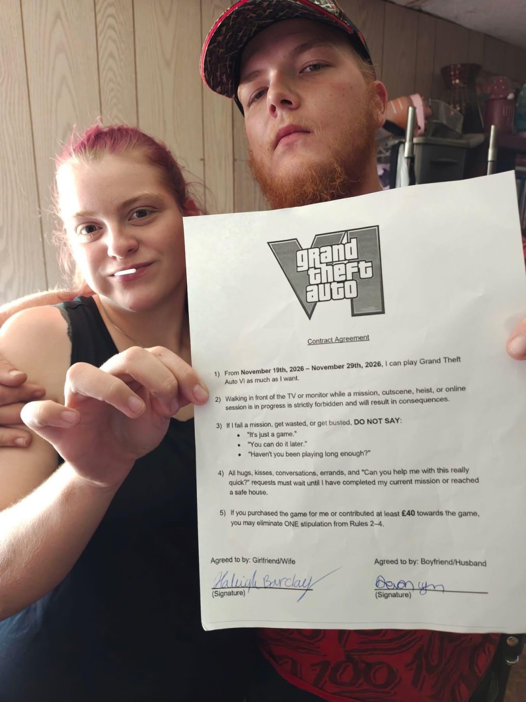 国外情侣签《GTA6》"保证书":男友获准一周畅玩不受打扰
