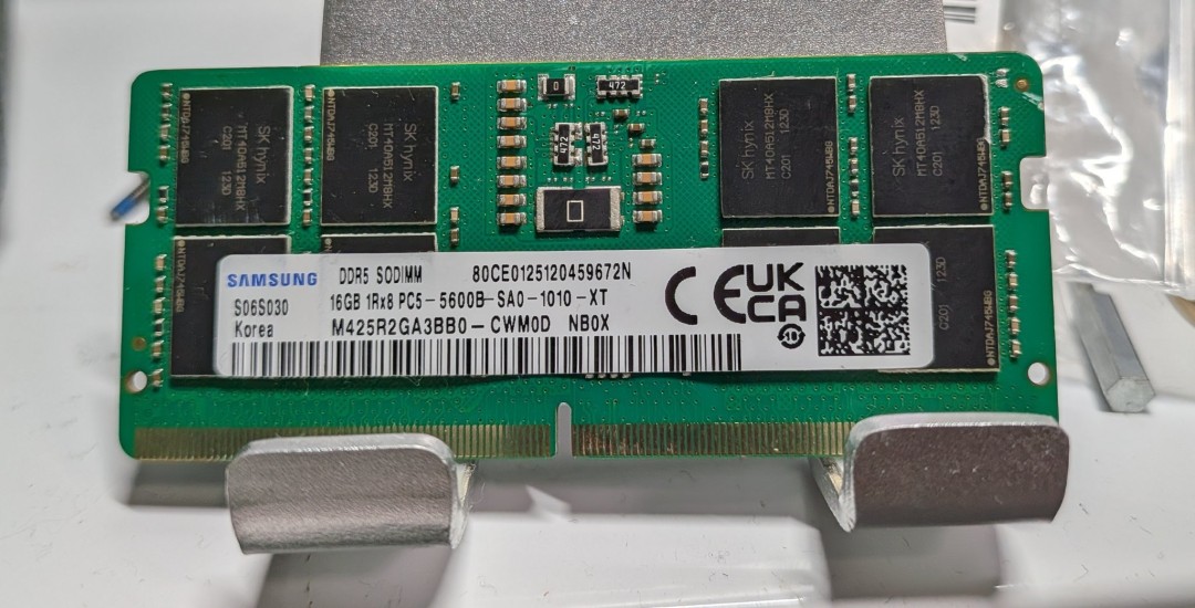 瑞银上调存储价格预期:DRAM/NAND涨价周期延续至2027年