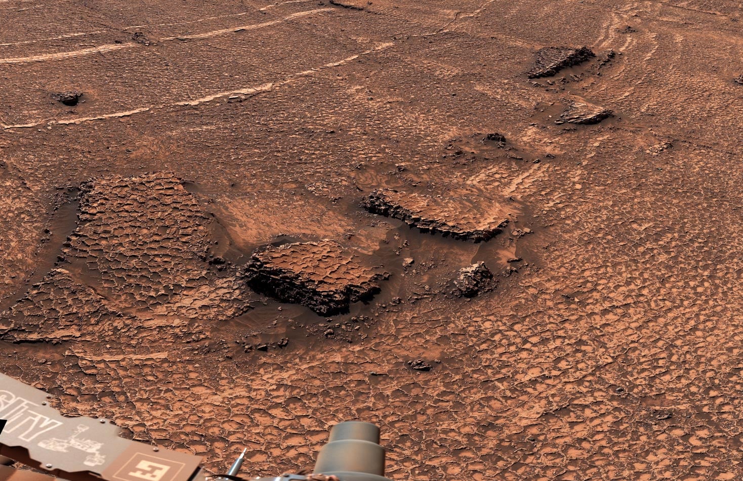 火星表面惊现“蜂窝”地貌 好奇号或发现远古气候变迁留下的痕迹