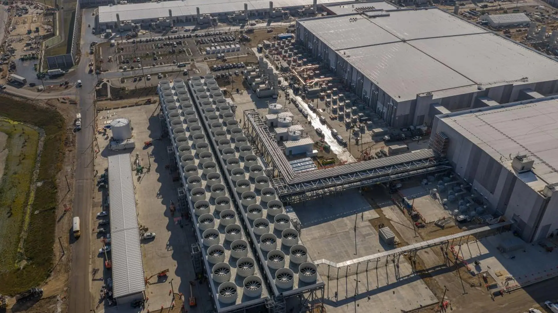 微软不会停止建设数据中心 将采取措施平衡社区经济收益与环境