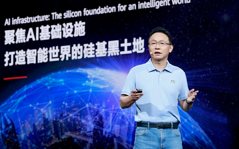 华为加速布局算力对抗英伟达 计划2027年一季度推出新款AI芯片960DT