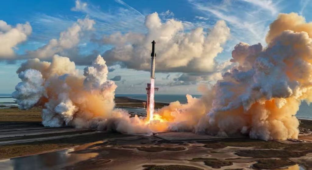 SpaceX星舰首次入轨 马斯克:距小时航班还需2-3年