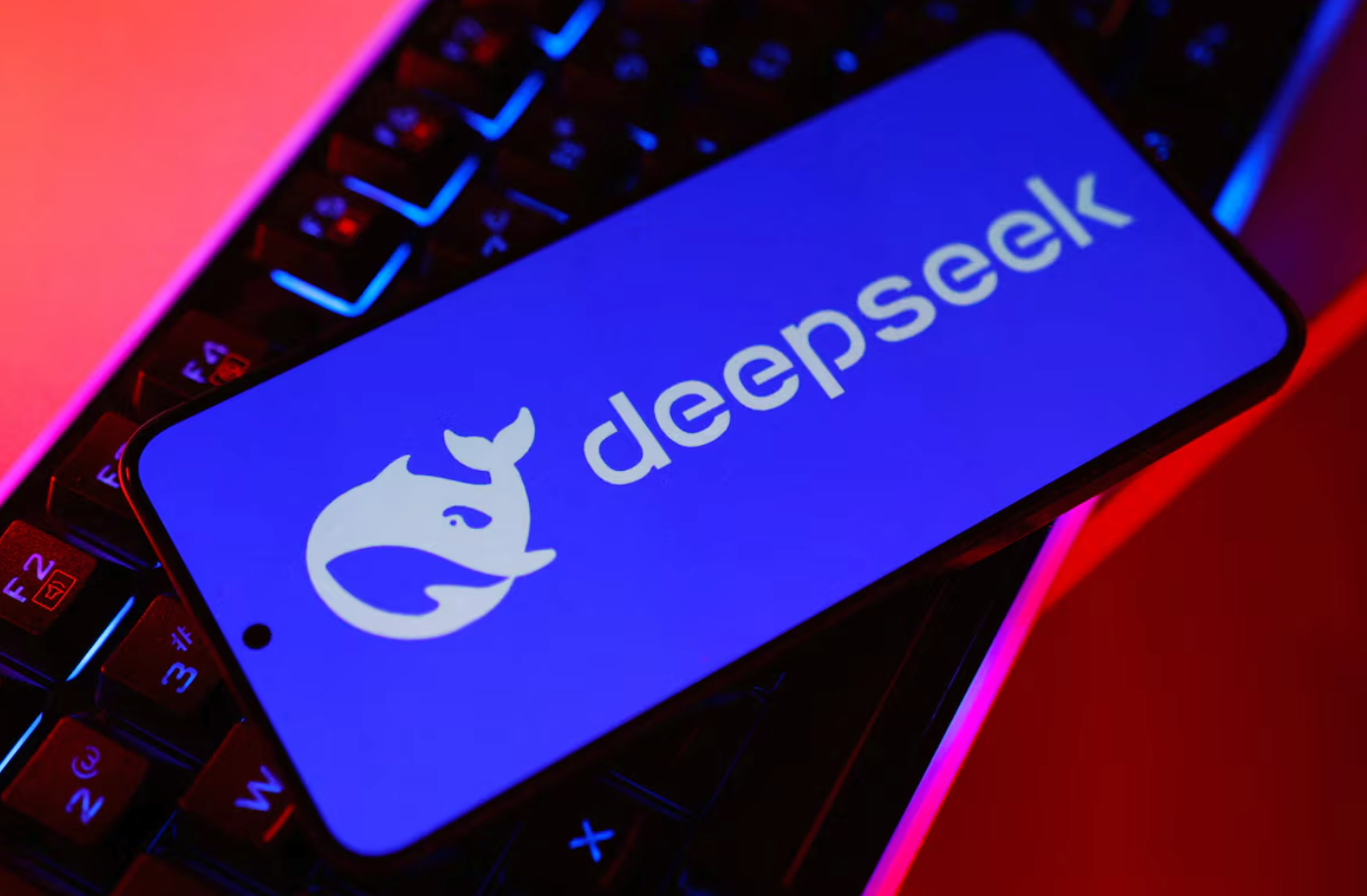 消息称DeepSeek二轮融资增至1000亿元 投前估值约5000亿元
