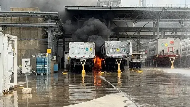 以色列英特尔工厂爆炸致两名工人身亡 警方调查疑似气瓶故障