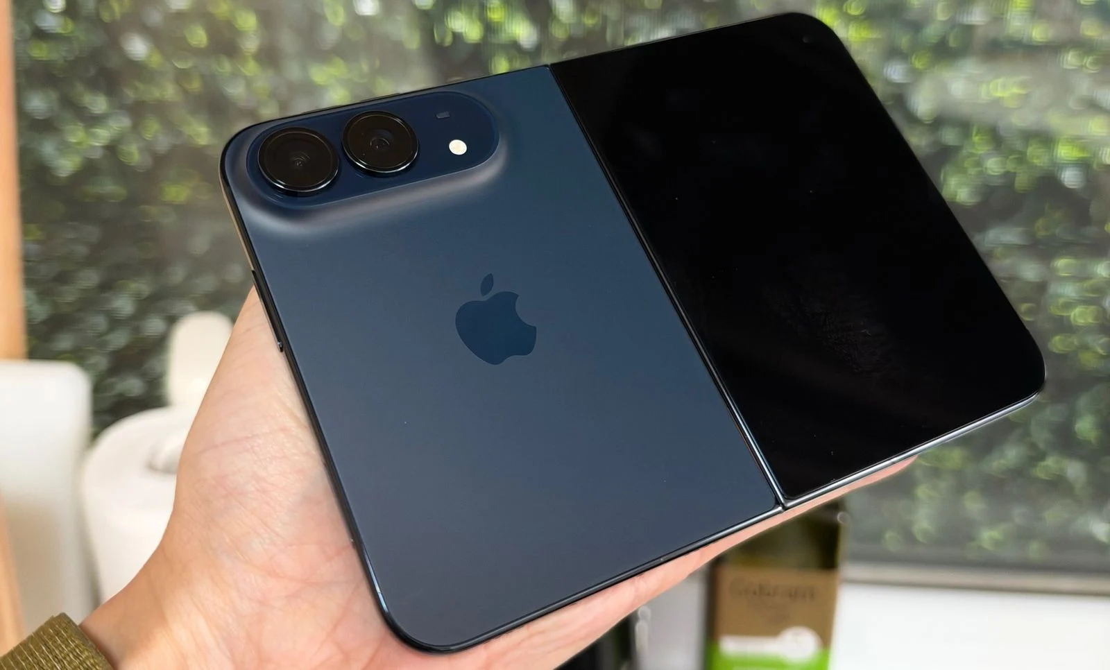 iPhone Duo在澳大利亚和新西兰开售 首批预购用户开始收货